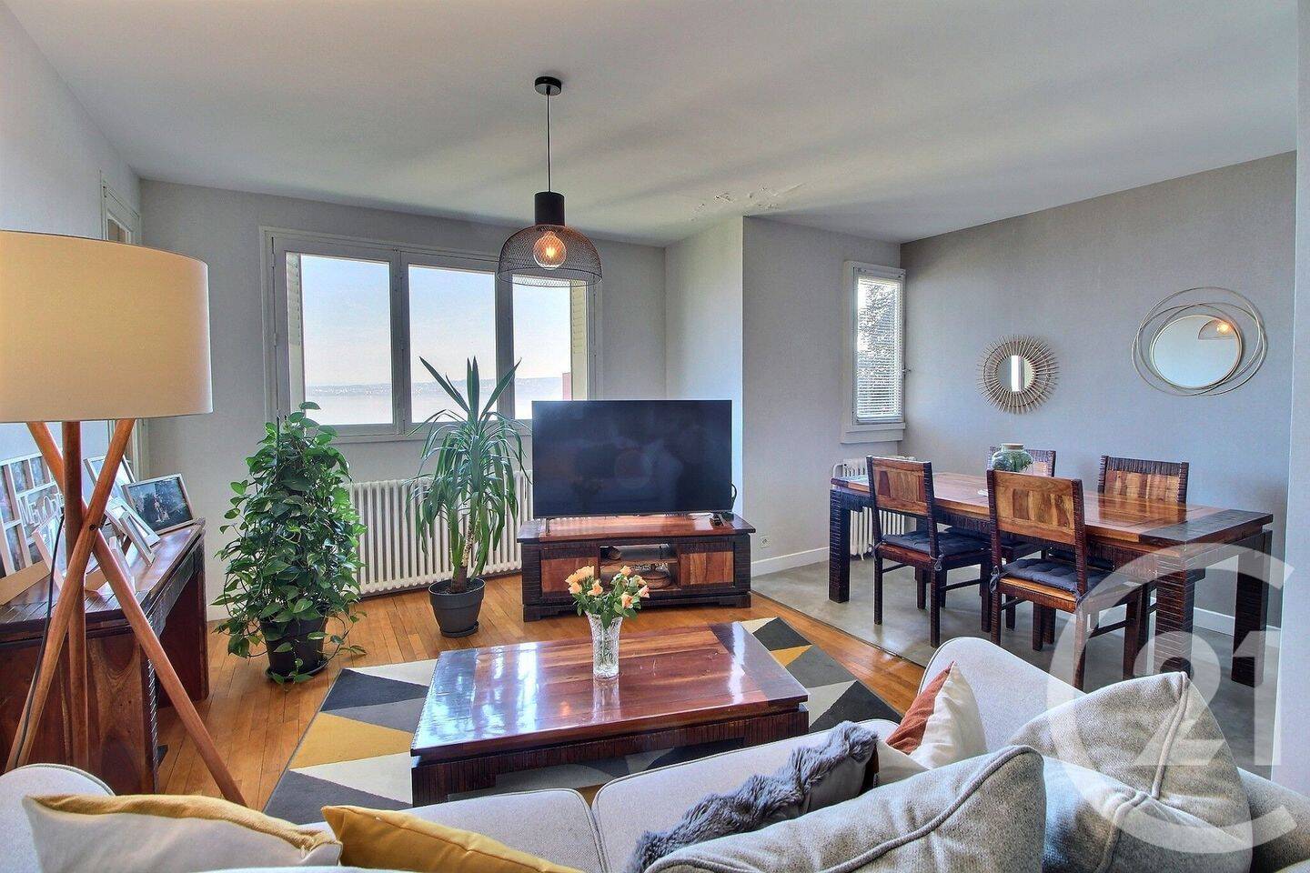 Appartement 3 pièces 69 m² · à Évian-les-Bains · 68,5 m² · 319 000 €