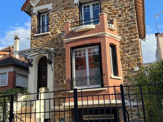 Maison à vendre 439 500 € 5 pièces 3 chambres 143 m² 249 m² de terrain Victor Hugo Les Pavillons-sous-Bois 93320