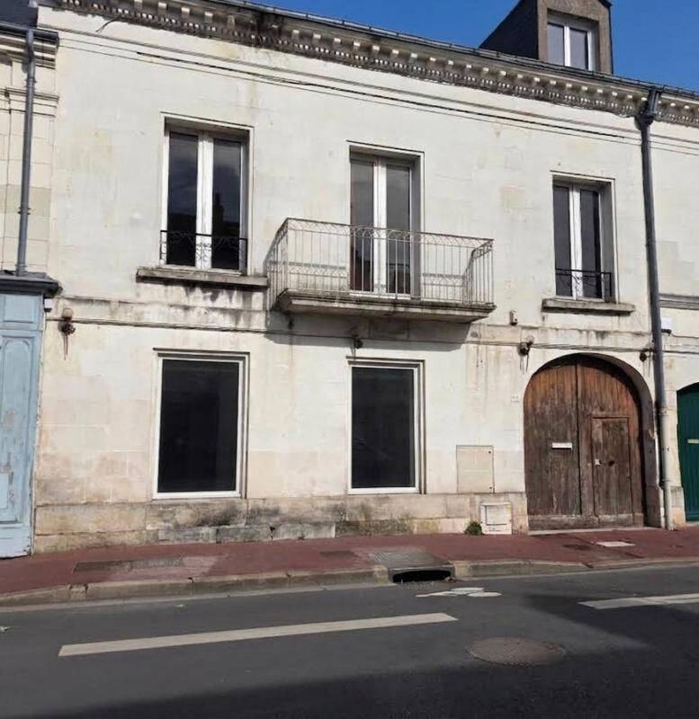 Maison 5 pièces 511 m² · à Loches · 511 m² · 208 500 €