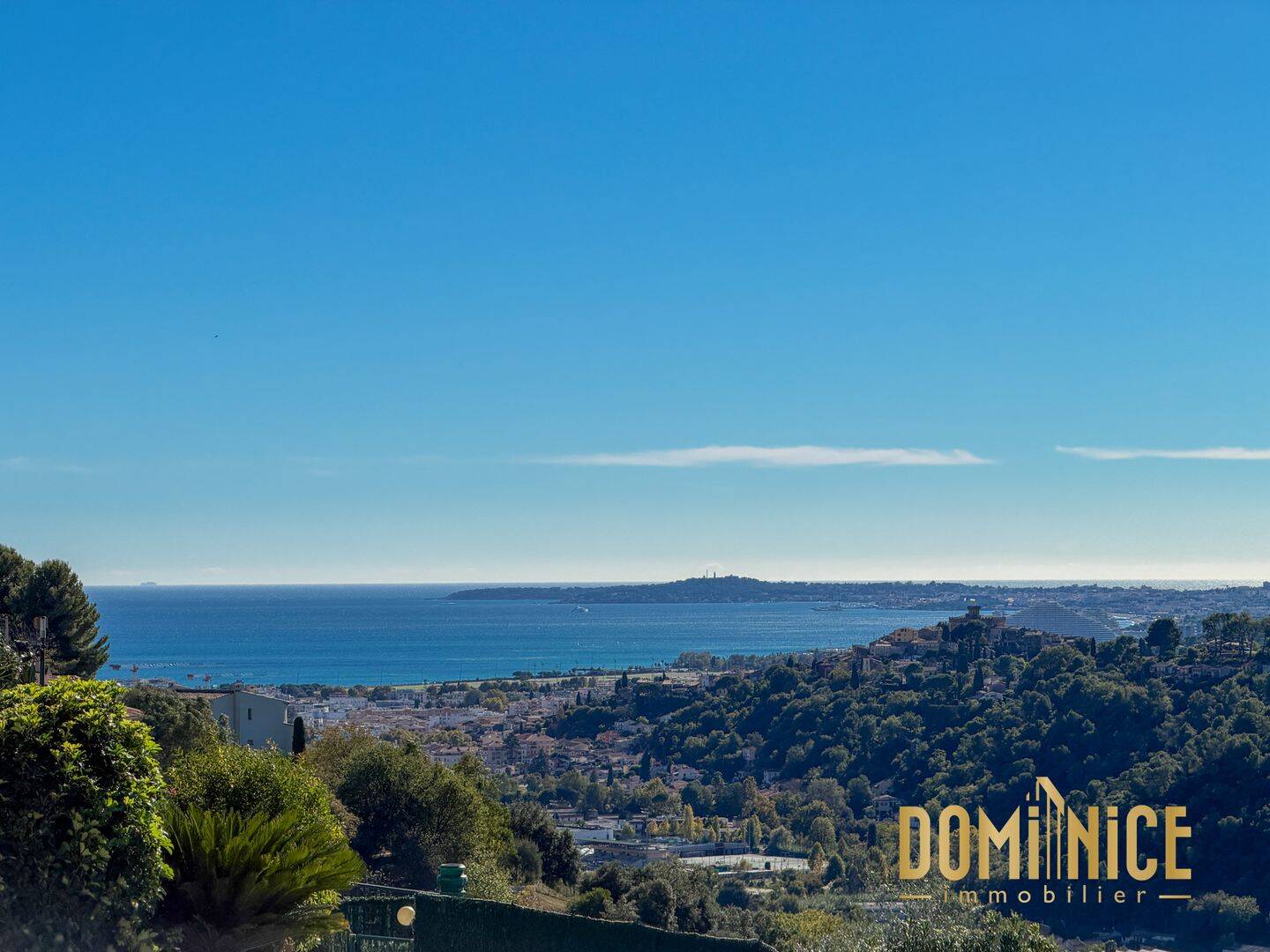 Maison 8 pièces 233 m² · à Cagnes-sur-Mer · 233 m² · 1 100 000 €