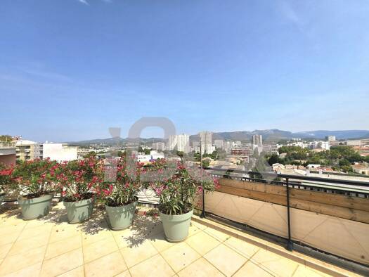 Appartement à vendre 222 000 € 2 pièces 1 chambre 38,5 m² Étage 5/5 La Seyne-sur-Mer 83500