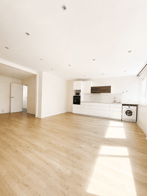 Appartement 4 pièces 77 m² · à Lyon 6ème Arrondissement · 77 m² · 1 690 €