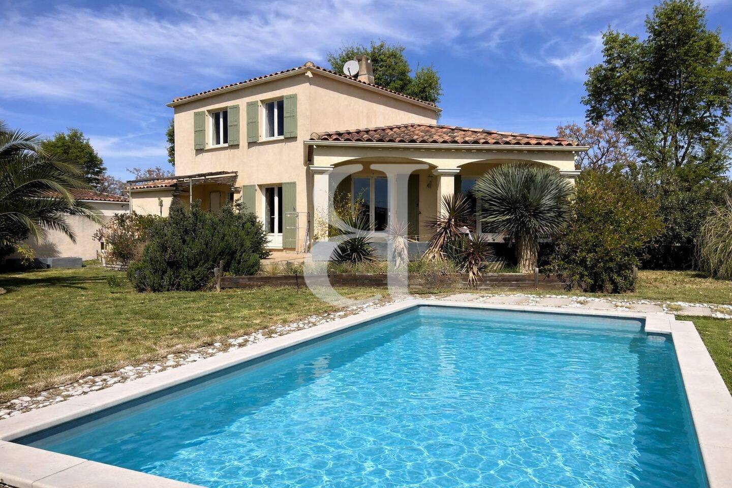 Maison 5 pièces 100 m² · à Saint-Rémy-de-Provence · 100 m² · 475 000 €