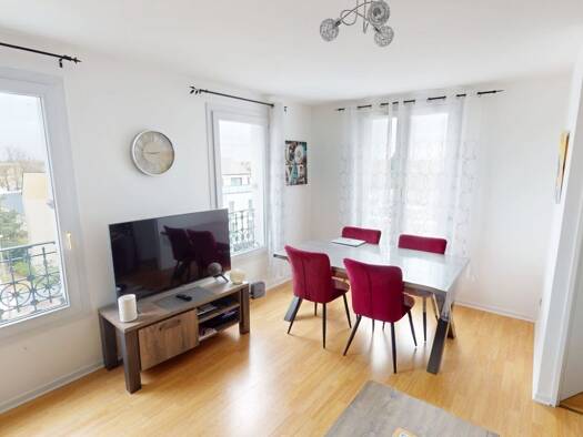 Appartement à vendre 139 500 € 2 pièces 1 chambre 47,9 m² Étage 3/4 Saint-Jean-le-Blanc 45650