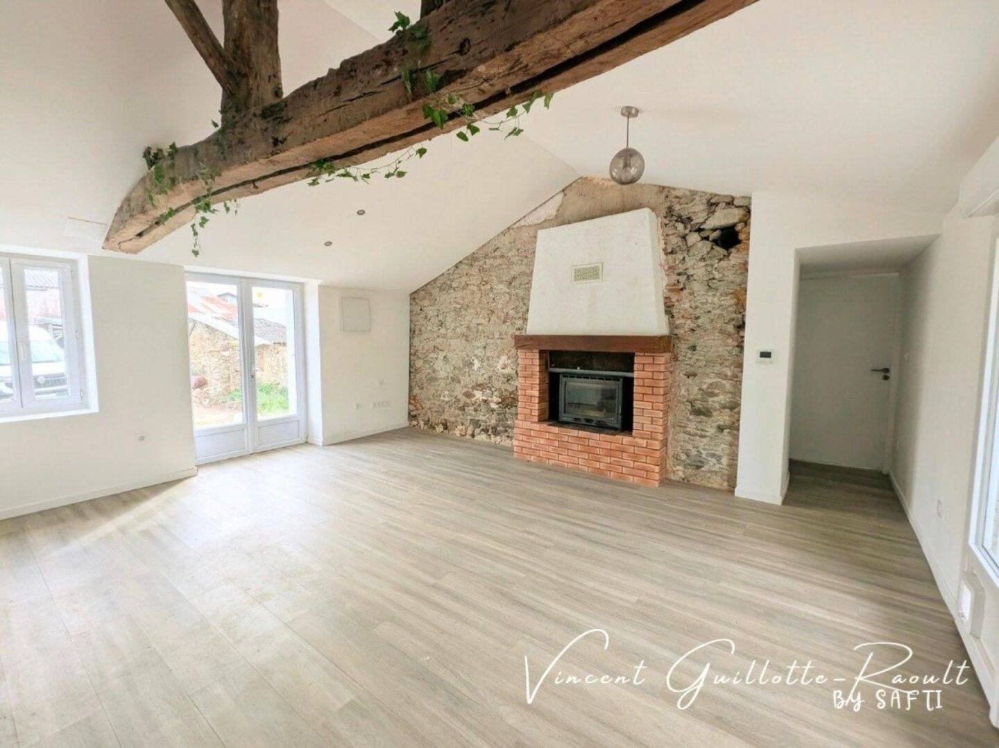 Maison 4 pièces 102 m² · à Saint-Hilaire-de-Chaléons · 102 m² · 260 000 €