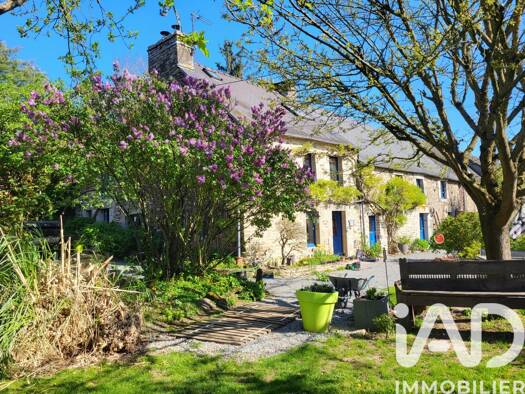 Maison à vendre 329 000 € 11 pièces 6 chambres 288 m² 2 930 m² de terrain La Grée-Saint-Laurent 56120