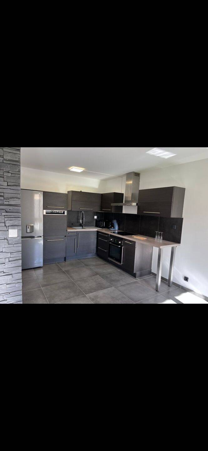Appartement 2 pièces 46 m² · à Annemasse · 46 m² · 1 290 €