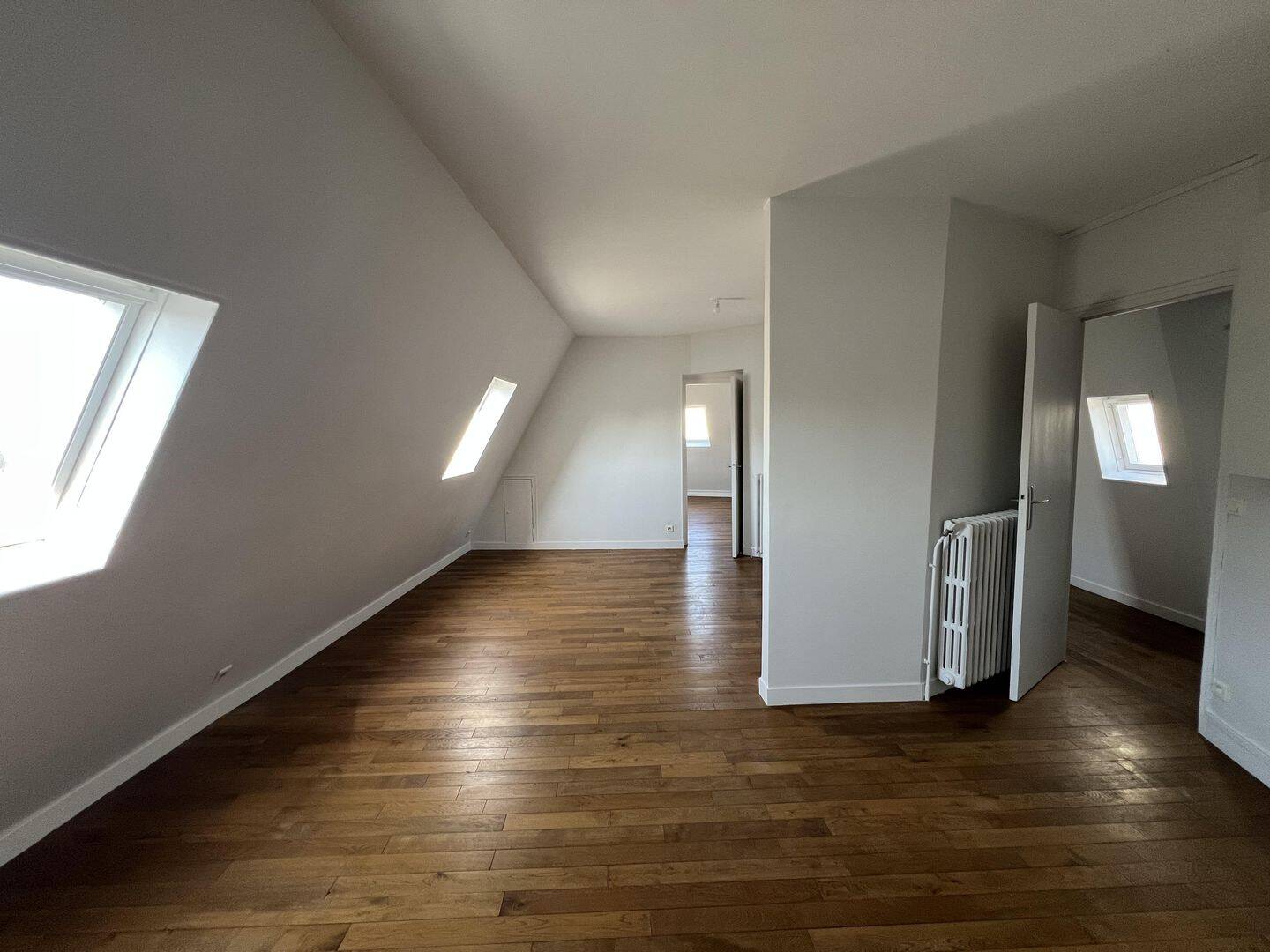 Appartement 3 pièces 69 m² · à Paris 9ème Arrondissement · 68,6 m² · 2 247 €/mois