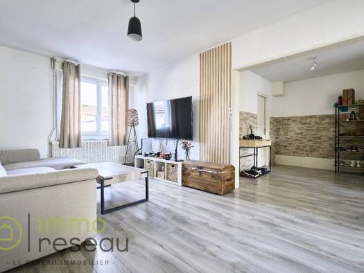 Maison à vendre 204 900 € 4 pièces 2 chambres 90 m² 220 m² de terrain Centre République Armentières 59280