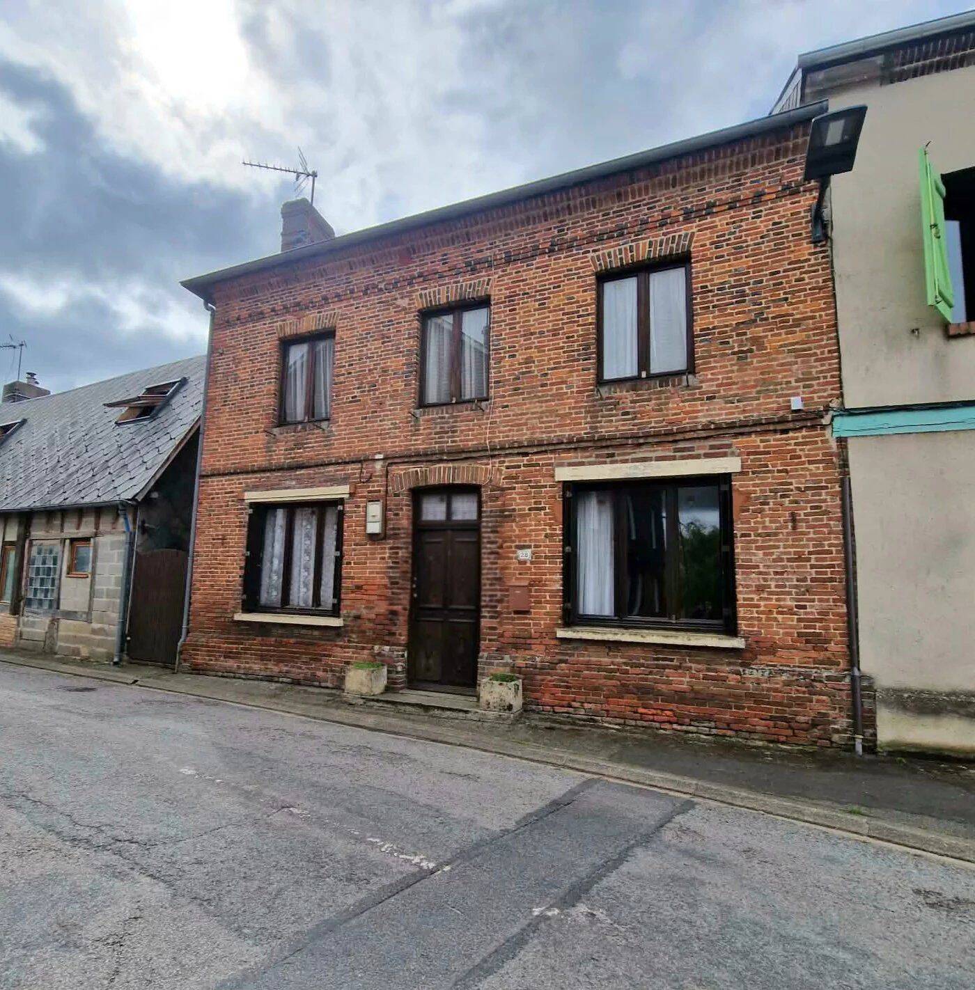 Maison 66 m² · à La Ferrière-sur-Risle · 66,2 m² · 80 000 €