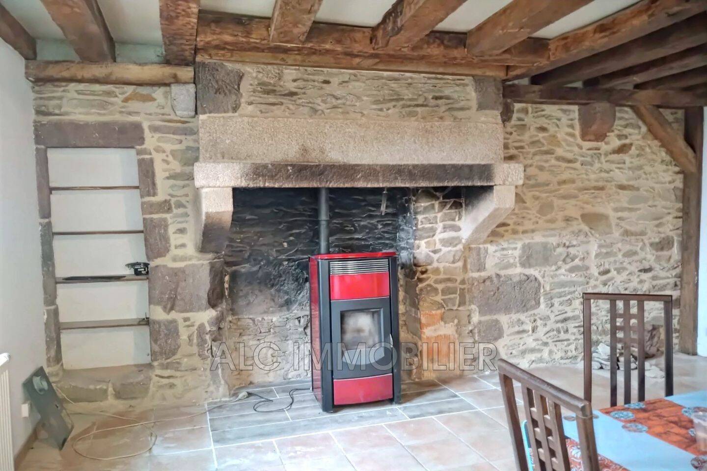 Maison 7 pièces 85 m² · à Sougé-le-Ganelon · 85,3 m² · 132 750 €