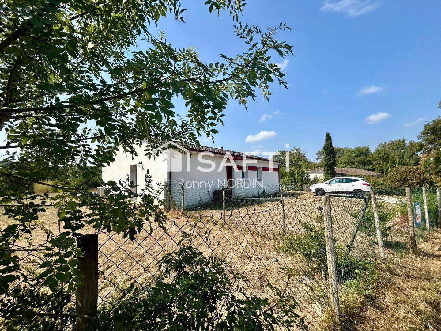 Maison 5 pièces 99 m² · à Vélines · 99 m² · 195 000 €