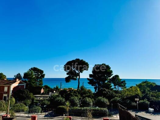 Appartement à vendre 529 000 € 3 pièces 2 chambres 78 m² Étage 1/2 Èze 06360