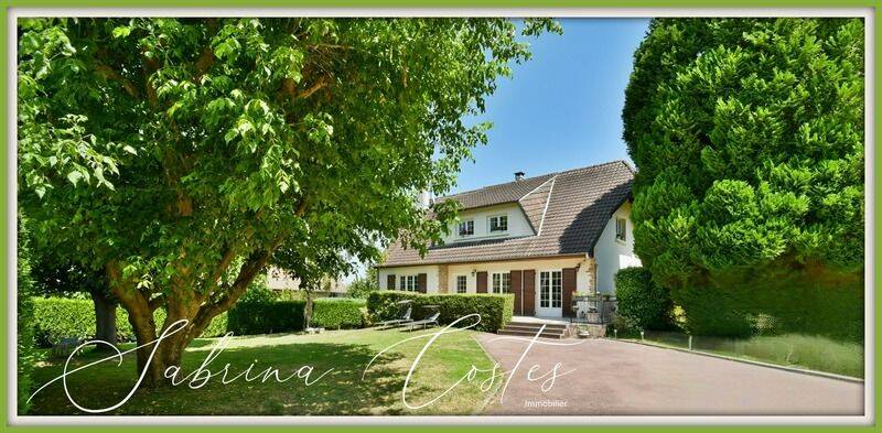 Maison 7 pièces 156 m² · à Saint-Pierre-de-Bailleul · 156 m² · 355 000 €