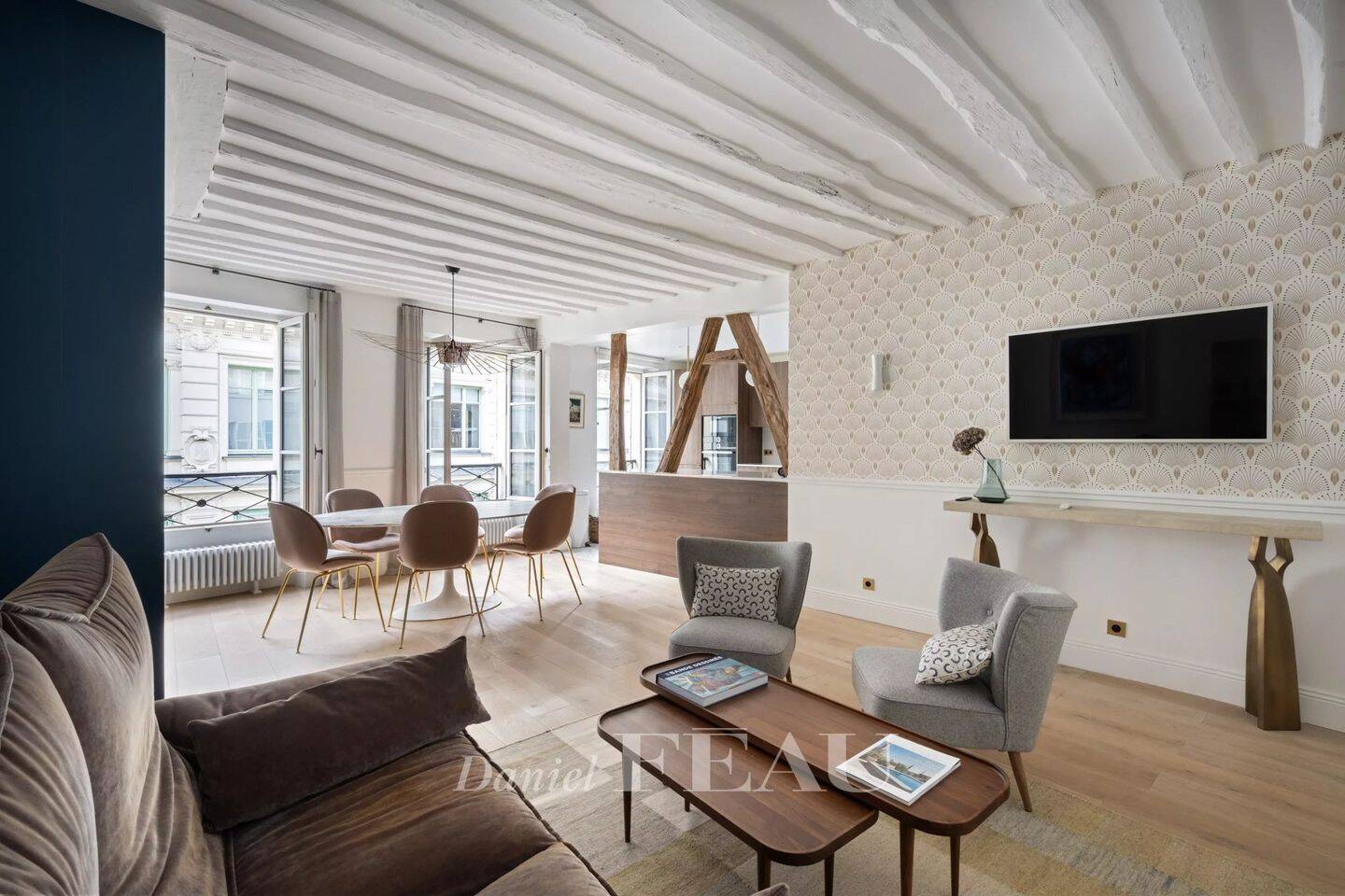 Appartement 2 pièces 69 m² · à Paris 7ème Arrondissement · 69 m² · 1 200 000 €
