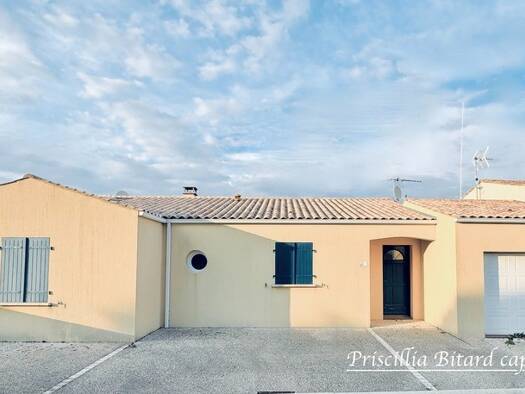 Maison de plain-pied à vendre 309 500 € 4 pièces 3 chambres 120 m² 690 m² de terrain Saint-Médard-d'Aunis 17220