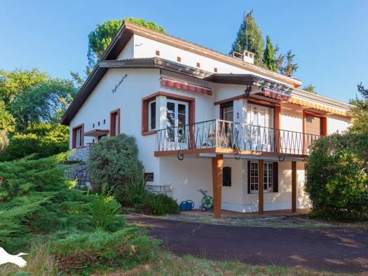 Maison à vendre 314 160 € 6 pièces 4 chambres 276 m² 11 718 m² de terrain Eauze 32800