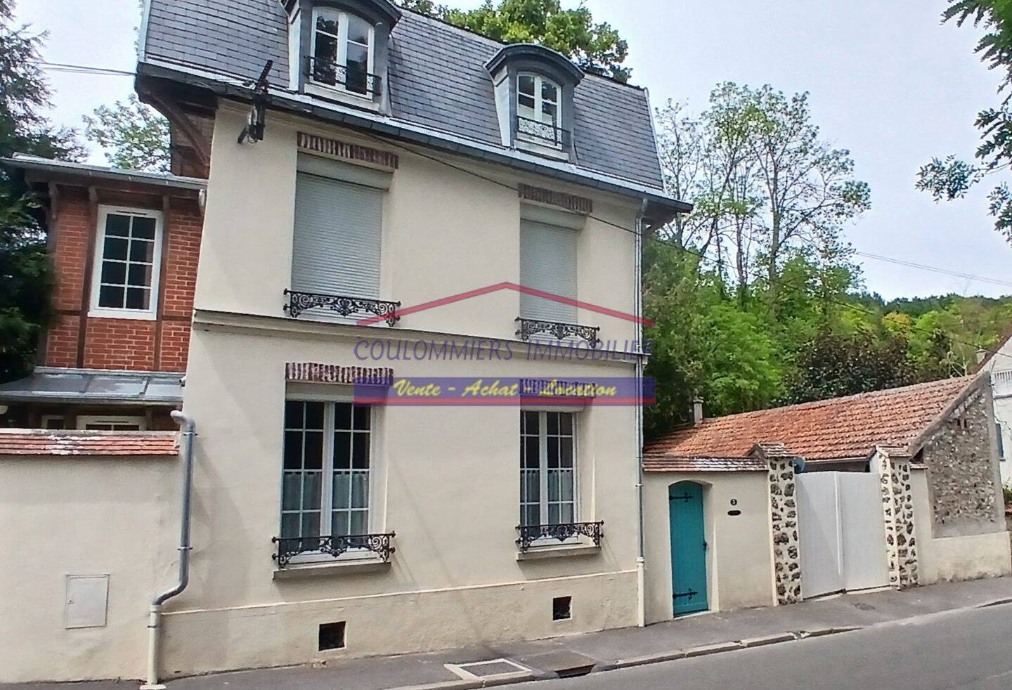 Maison 6 pièces 130 m² · à Villeneuve-sur-Bellot · 129,9 m² · 1 125 €