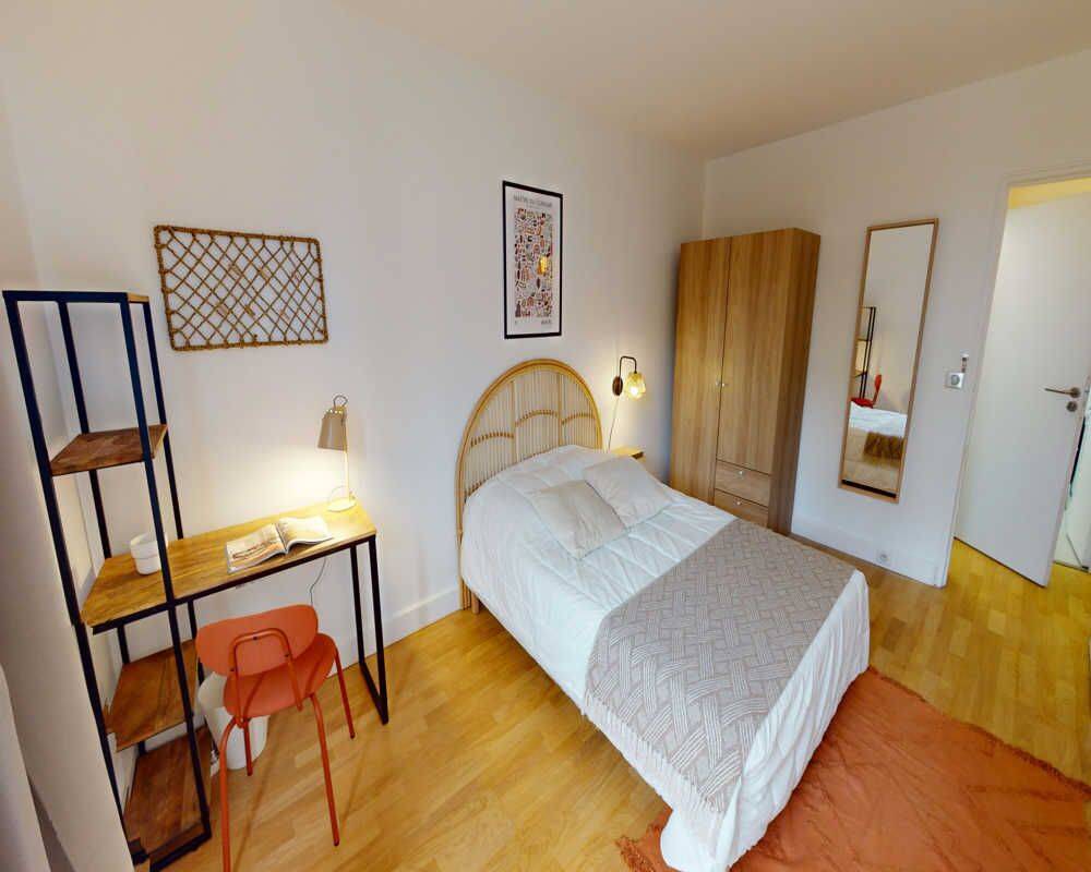 Appartement 5 pièces 120 m² · à Paris 15ème Arrondissement · 120 m² · 1 280 €/mois