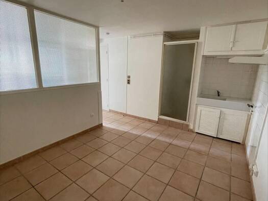 Appartement à louer 295 € 1 pièce 20 m² RDC Graulhet 81300