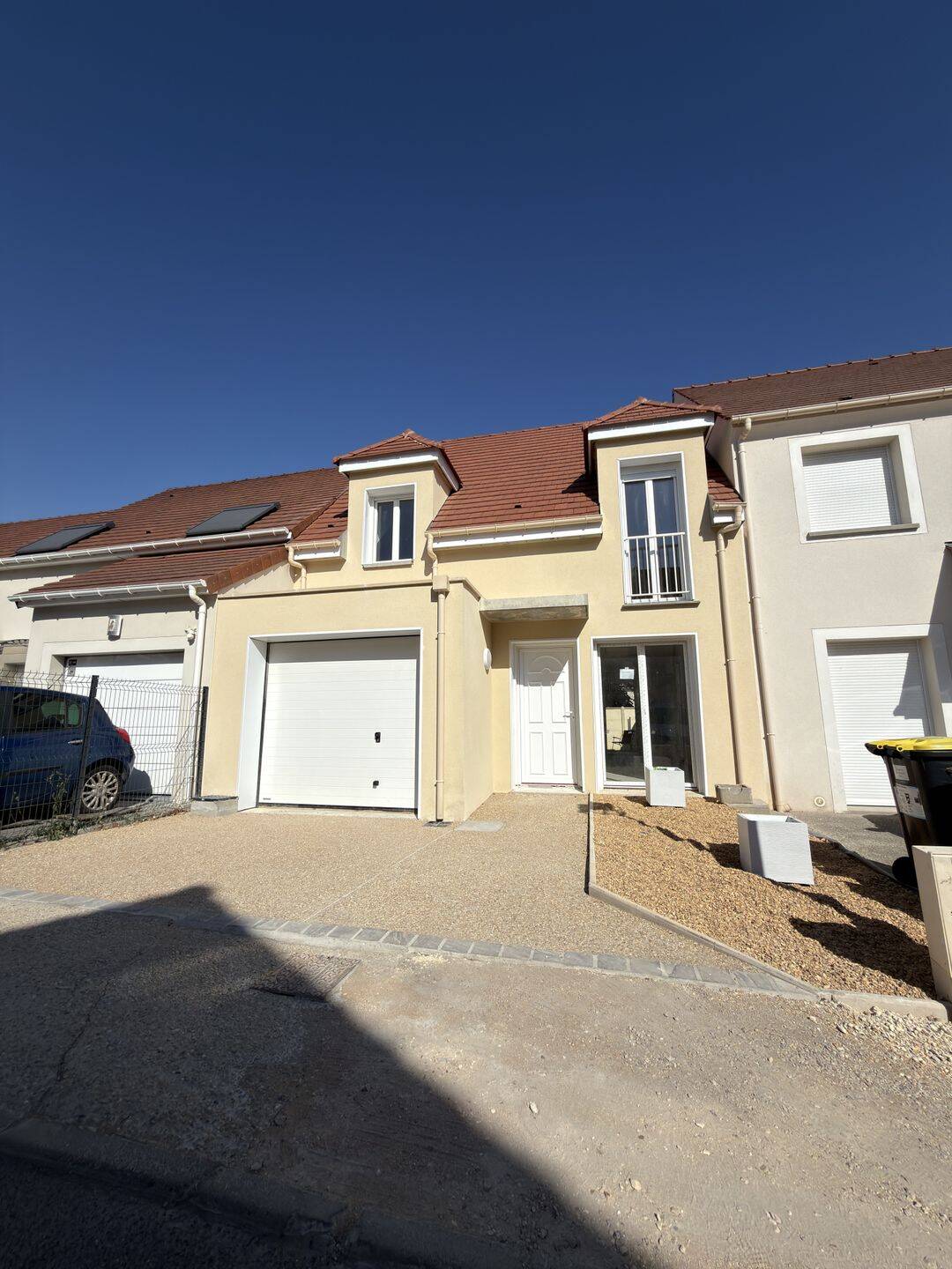 Maison 4 pièces 74 m² · à Auneau-Bleury-Saint-Symphorien · 74 m² · 970 €/mois