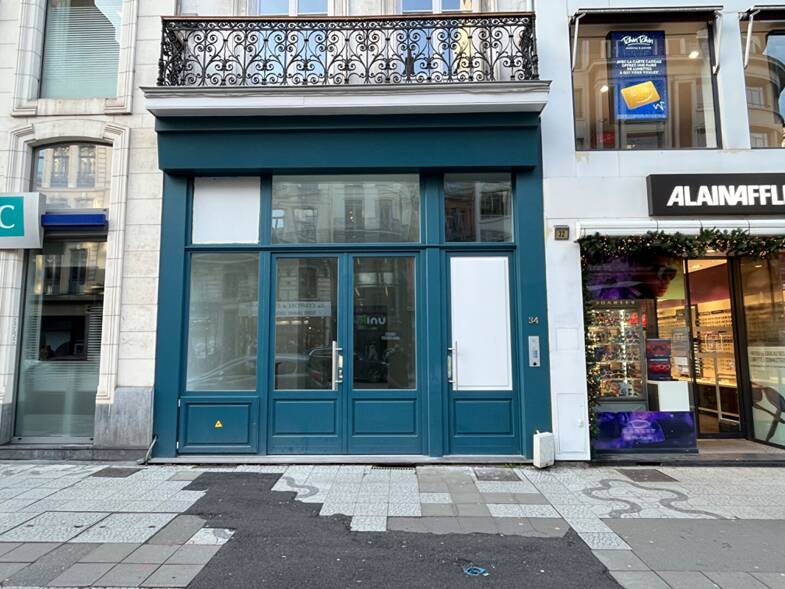 Local commercial à louer 4 000 € 47 m² de surface de vente Lille 59000