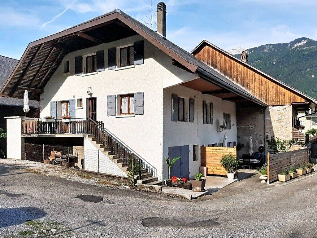 Maison 8 pièces 165 m² · à Doussard · 165 m² · 525 000 €