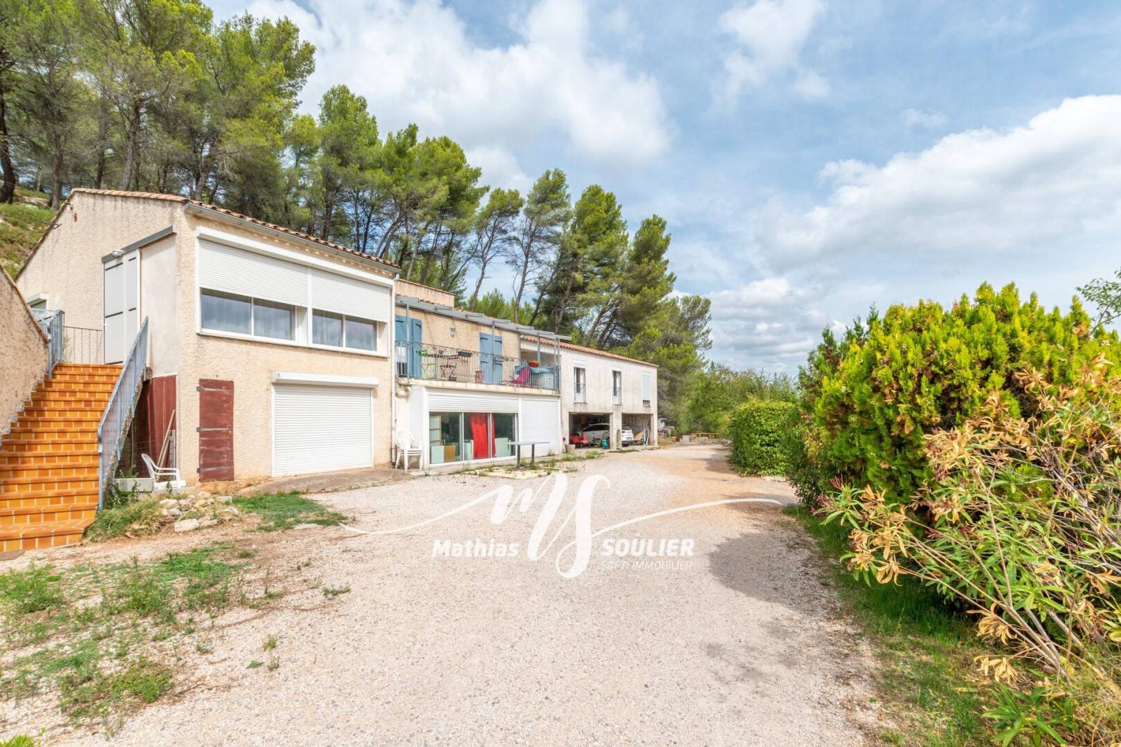 Maison 8 pièces 181 m² · à Meyreuil · 181 m² · 542 000 €
