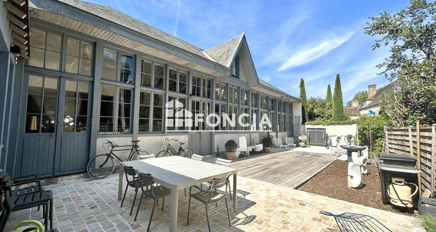 Maison 8 pièces 253 m² · à Chartres · 252,6 m² · 849 900 €