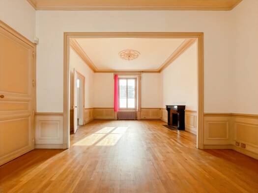 Maison à vendre 499 500 € 8 pièces 5 chambres 239 m² 694 m² de terrain Rive Droite de la Sèvre Clisson 44190