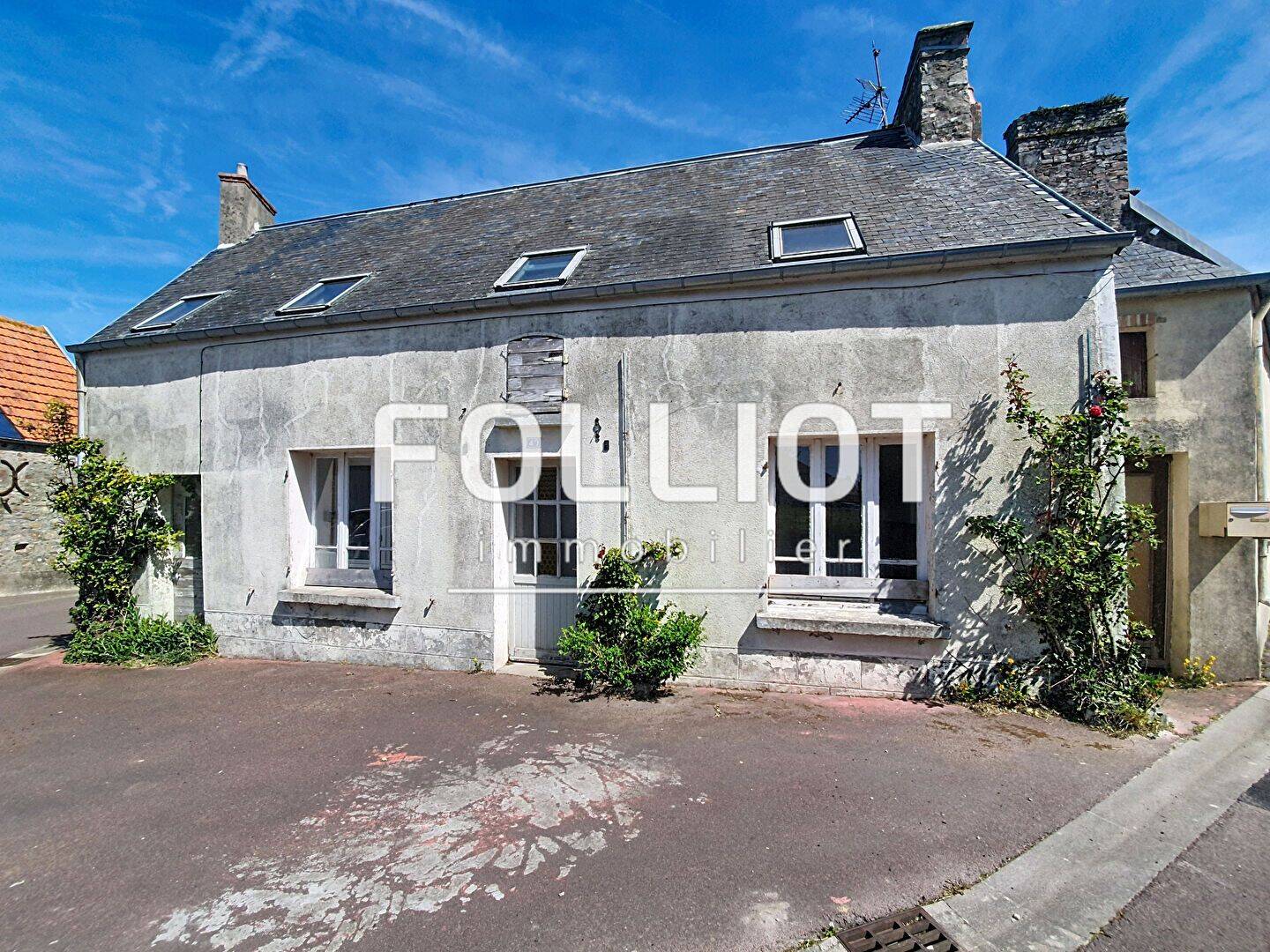 Maison 6 pièces 103 m² · à Créances · 103 m² · 97 000 €