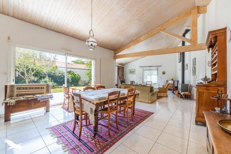 Maison 6 pièces 175 m² · à La Roche-sur-Yon · 175 m² · 410 670 €