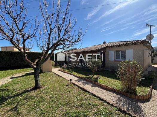 Maison de plain-pied à vendre 435 000 € 3 pièces 2 chambres 77 m² 703 m² de terrain Meyreuil 13590