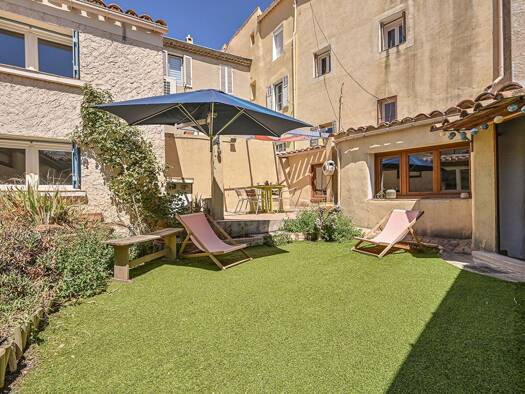 Appartement à vendre 315 000 € 5 pièces 4 chambres 118 m² RDC Centre et Abords Roquevaire 13360