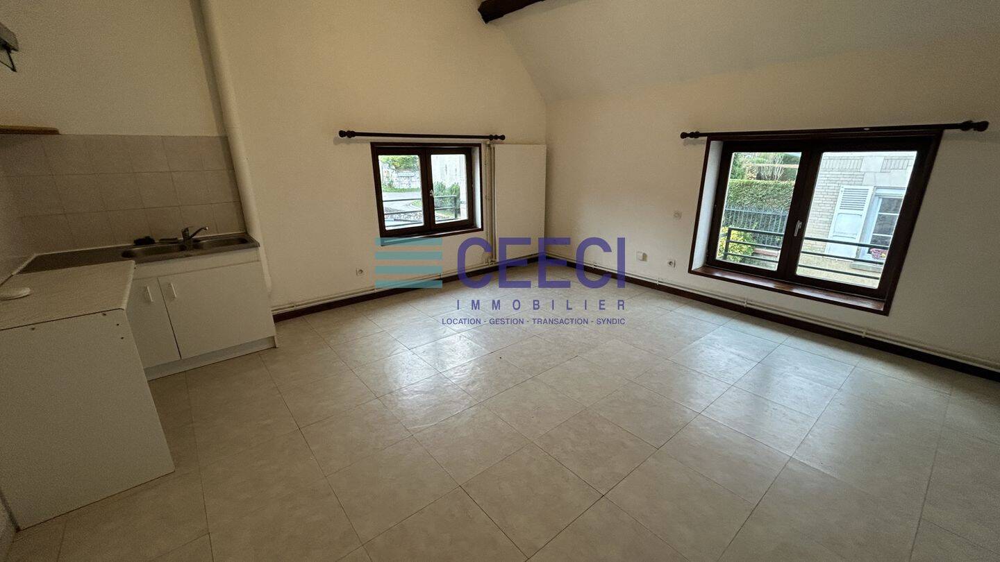 Maison 2 pièces 55 m² · à Ambleny · 54,9 m² · 590 €
