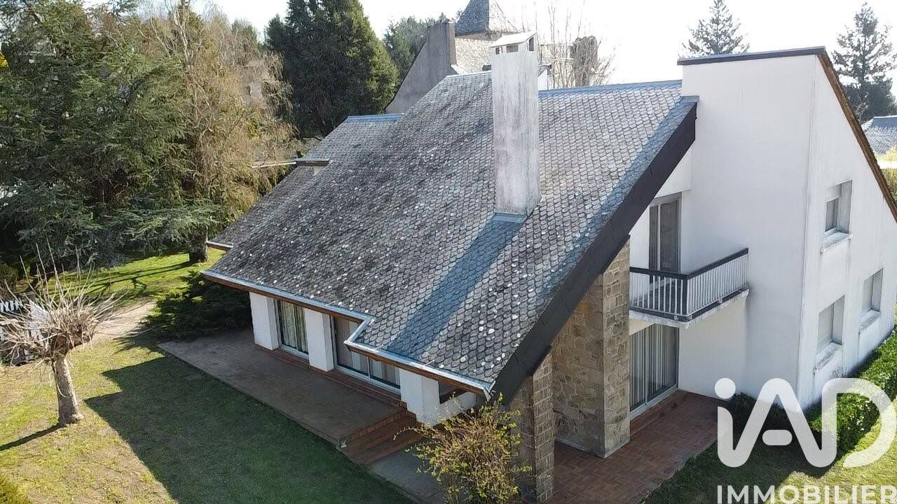 Maison 7 pièces 206 m² · à Rieupeyroux · 205,7 m² · 228 000 €