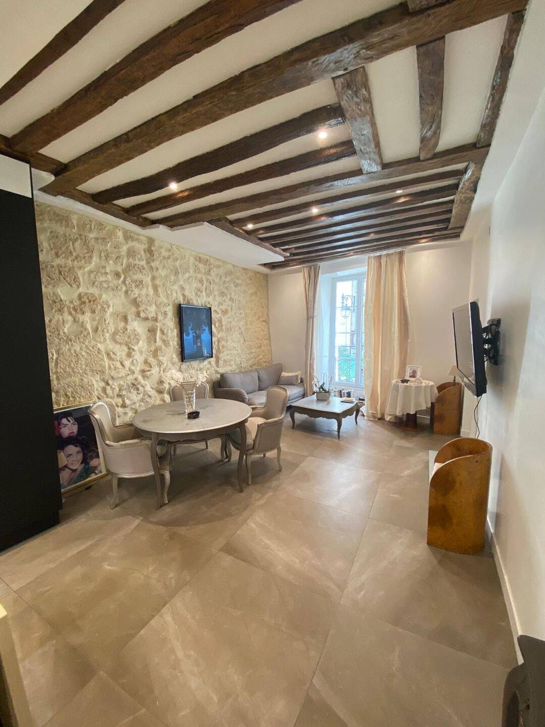 Appartement 2 pièces 53 m² · à Paris 4ème Arrondissement · 53 m² · 700 000 €