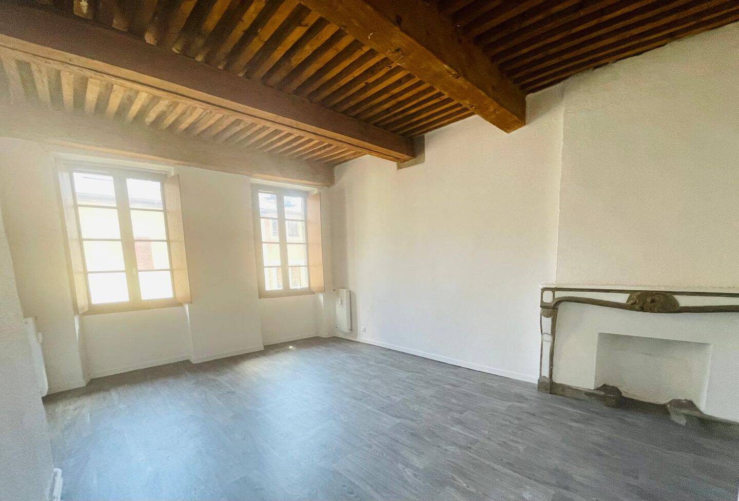 Appartement 3 pièces 112 m² · à Chambéry · 112 m² · 796 €