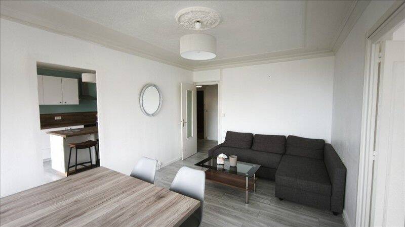 Appartement 4 pièces 76 m² · à Évian-les-Bains · 76 m² · 1 400 €/mois