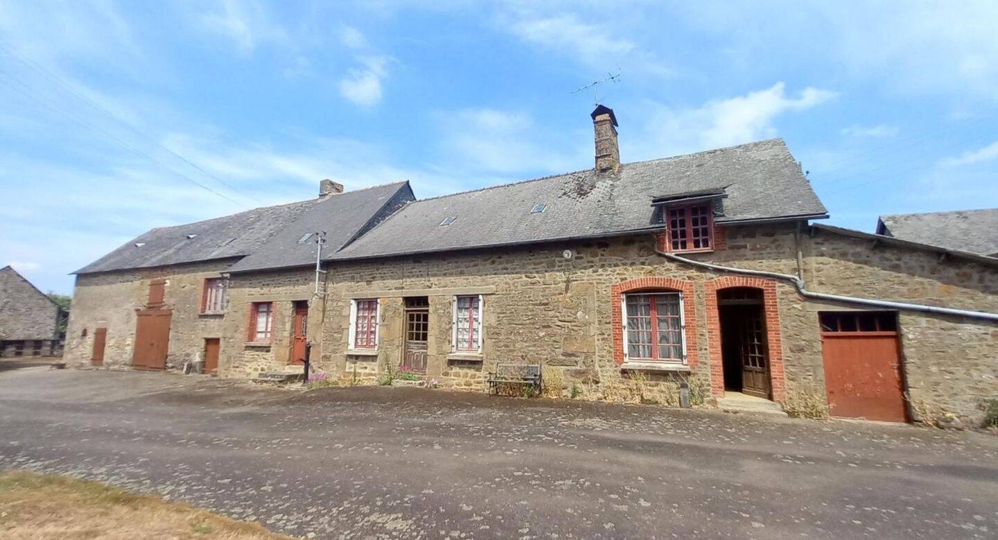 Maison 7 pièces 153 m² · à Le Pas · 153 m² · 127 000 €