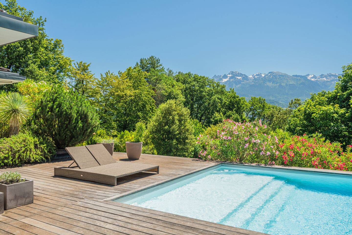 Maison 6 pièces 310 m² · à Meylan · 310 m² · 1 850 000 €