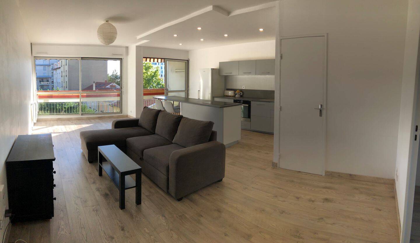 Appartement 3 pièces 79 m² · à Lyon 8ème Arrondissement · 79 m² · 1 420 €