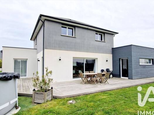 Pavillon à vendre 288 000 € 7 pièces 4 chambres 145 m² 1 000 m² de terrain Martigné-sur-Mayenne 53470