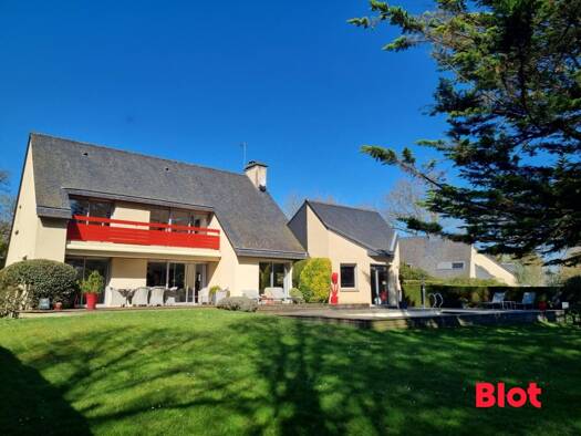 Villa à vendre 682 500 € 7 pièces 5 chambres 180 m² 1 502 m² de terrain Pacé 35740