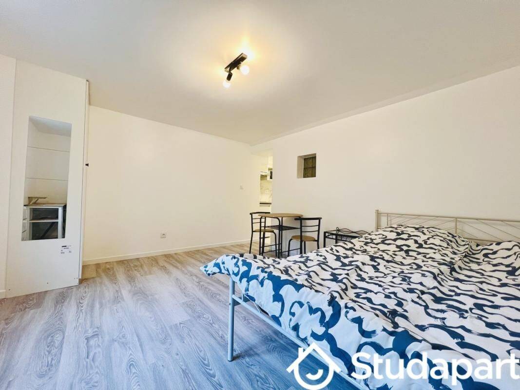 Appartement 1 pièce 24 m² · à Orsay · 24 m² · 800 €/mois