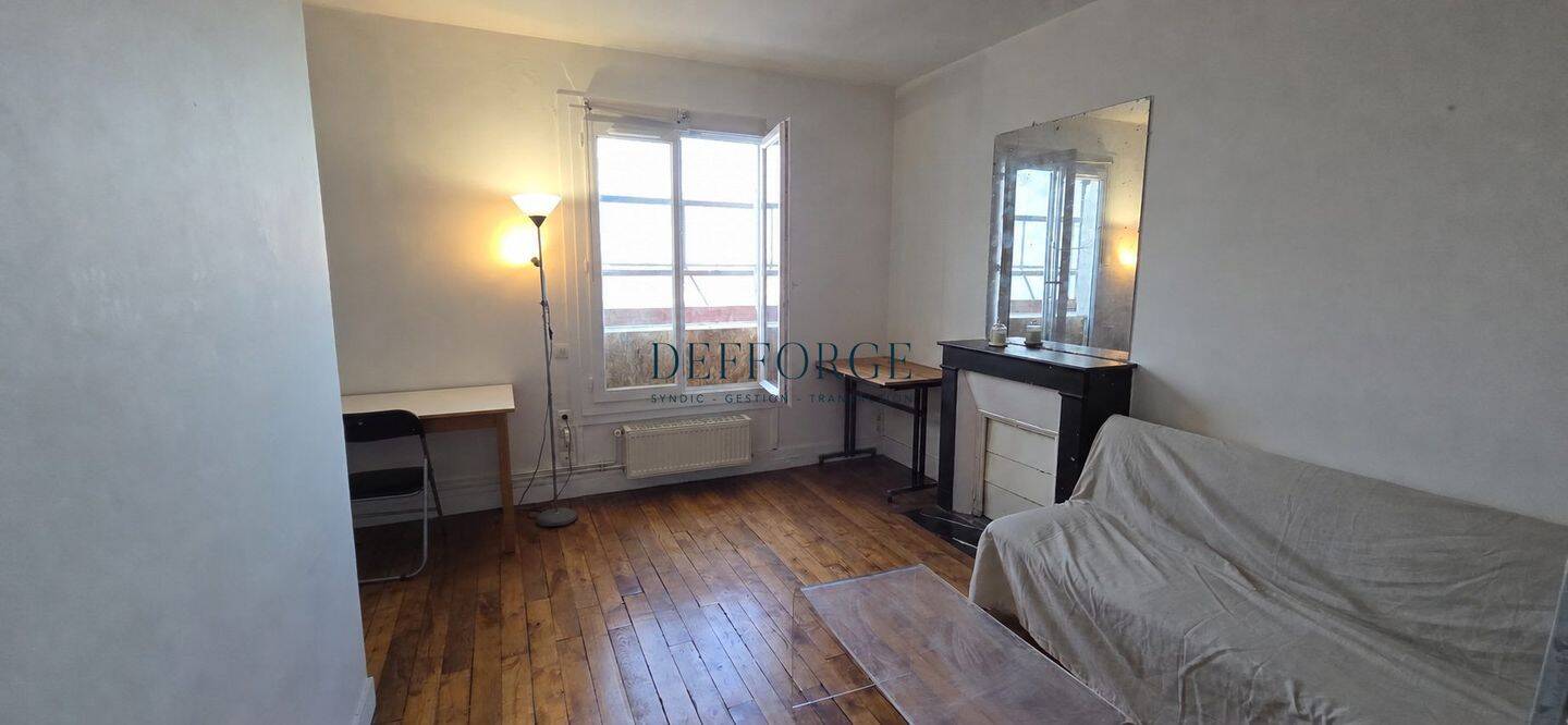 Appartement 1 pièce 37 m² · à Paris 20ème Arrondissement · 37 m² · 1 206 €