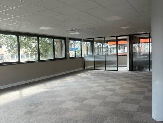 Local commercial à vendre 550 000 € Champagne-au-Mont-d'Or 69410