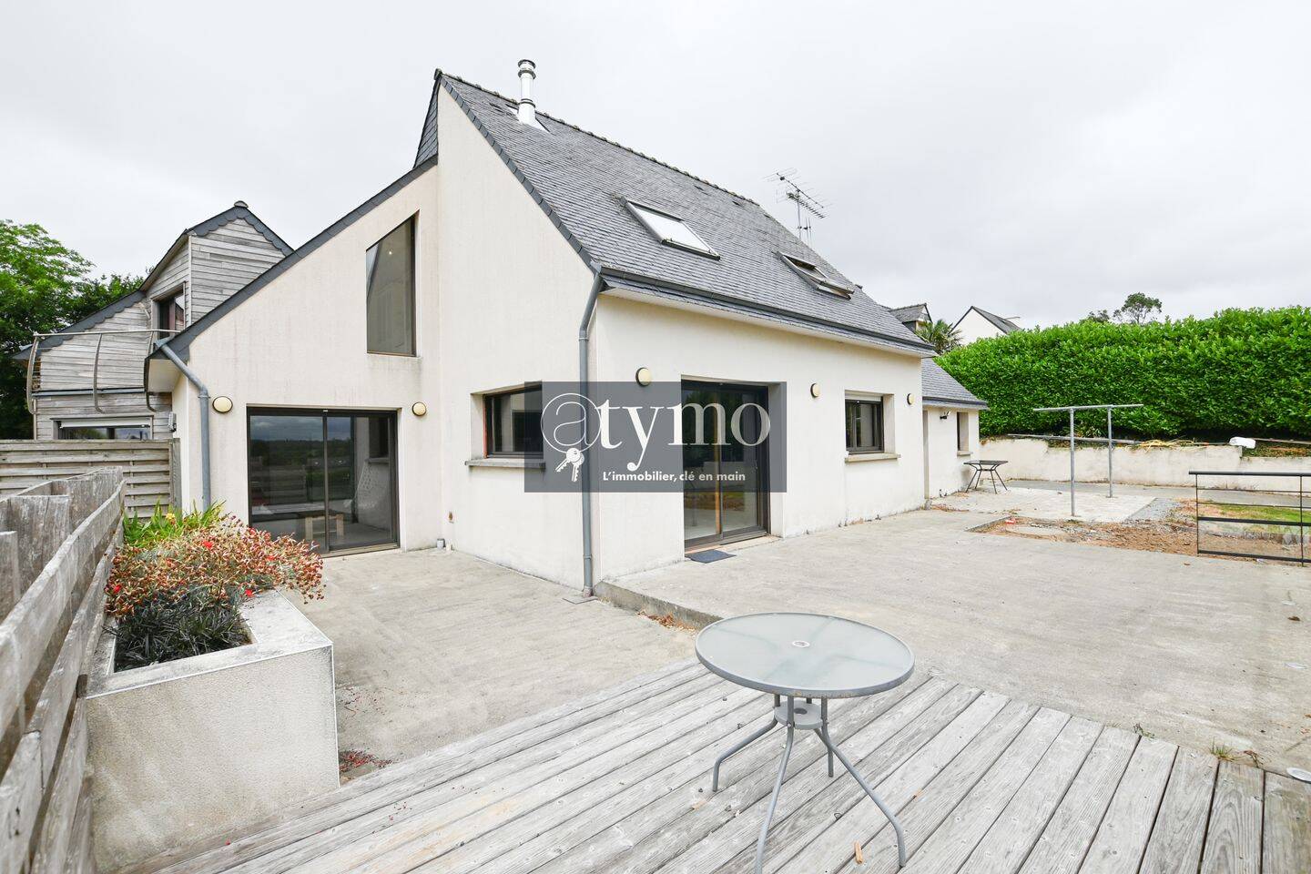 Maison 10 pièces 160 m² · à Saint-Servais · 160 m² · 346 000 €