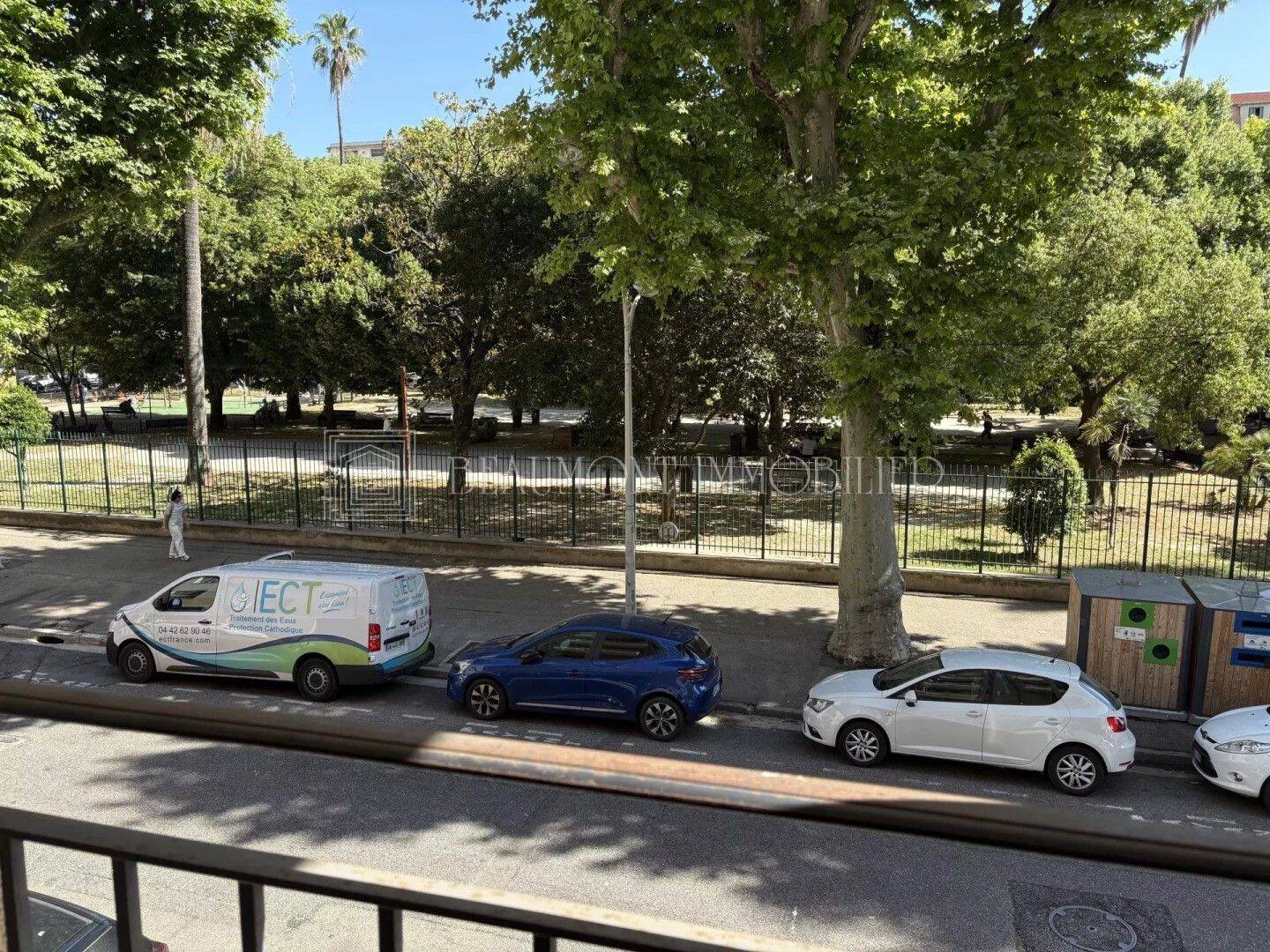 Studio à vendre