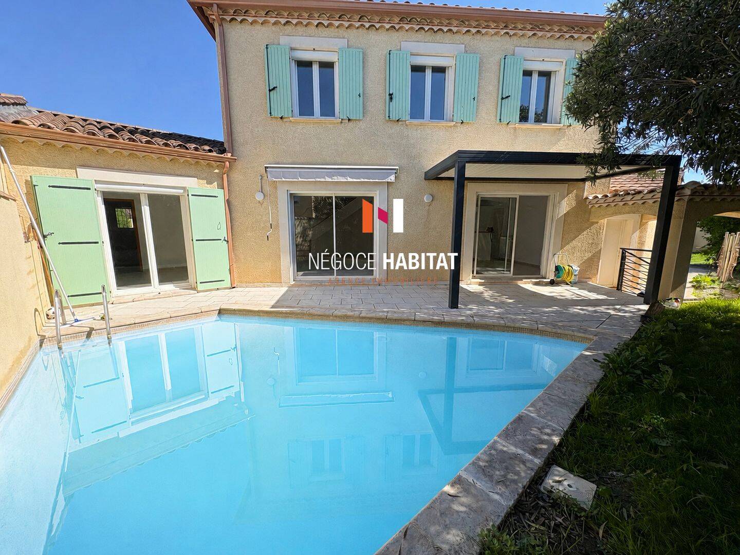 Maison 7 pièces 130 m² · à Aubord · 130,2 m² · 393 000 €